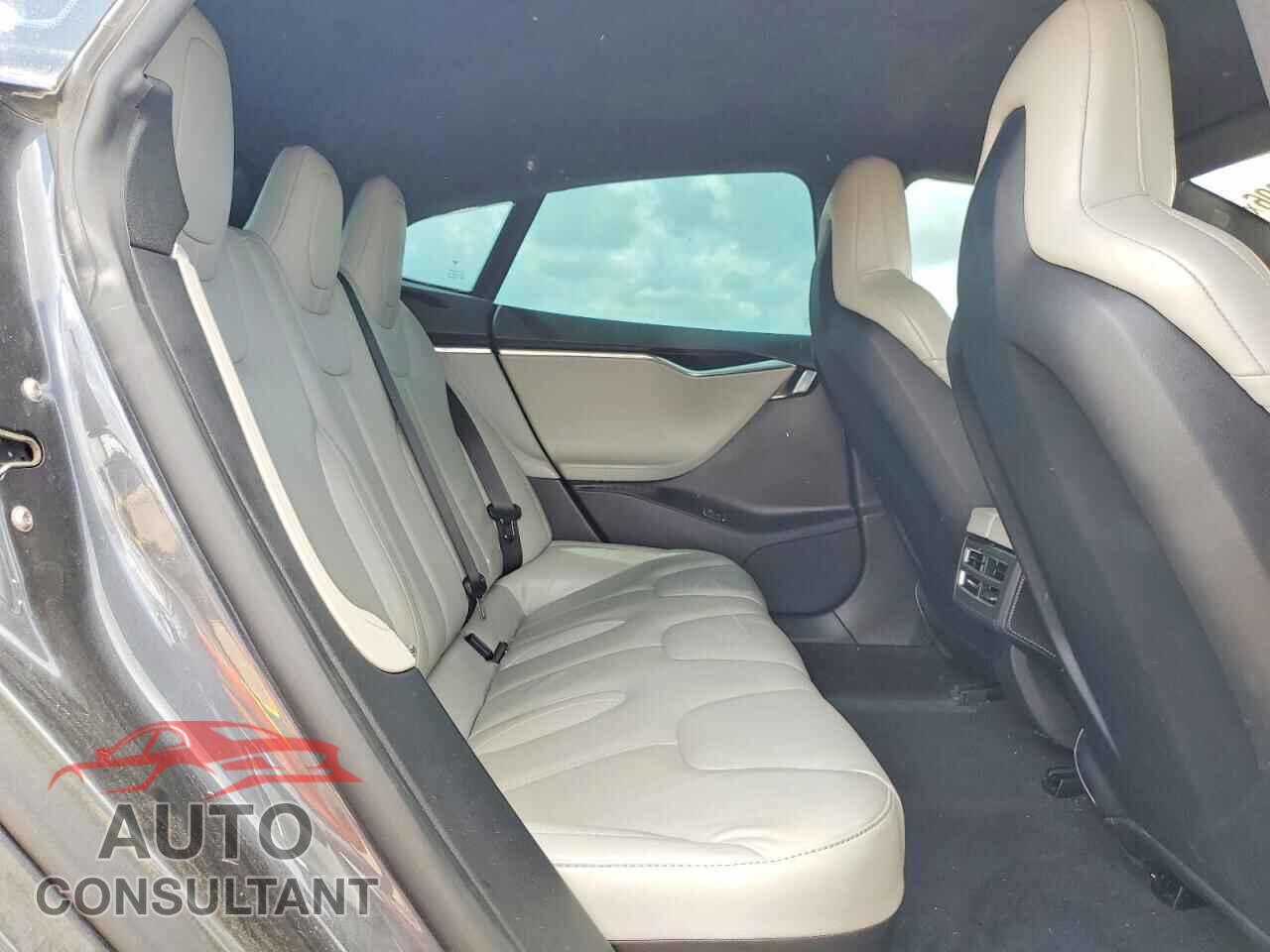 TESLA MODEL S 2016 - 5YJSA1E23GF150492