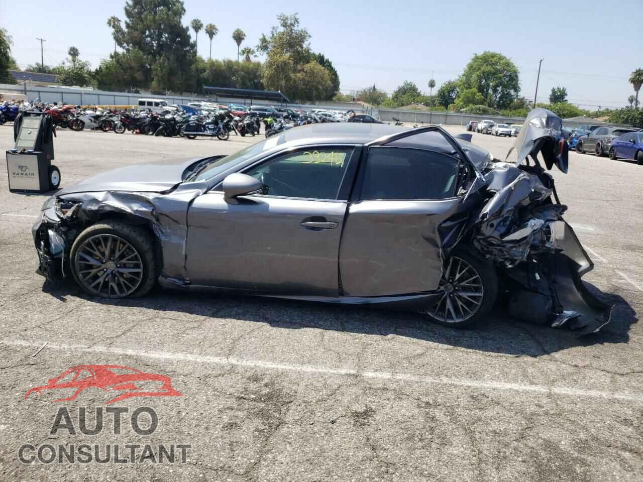 LEXUS IS 2017 - JTHBA1D22H5059197
