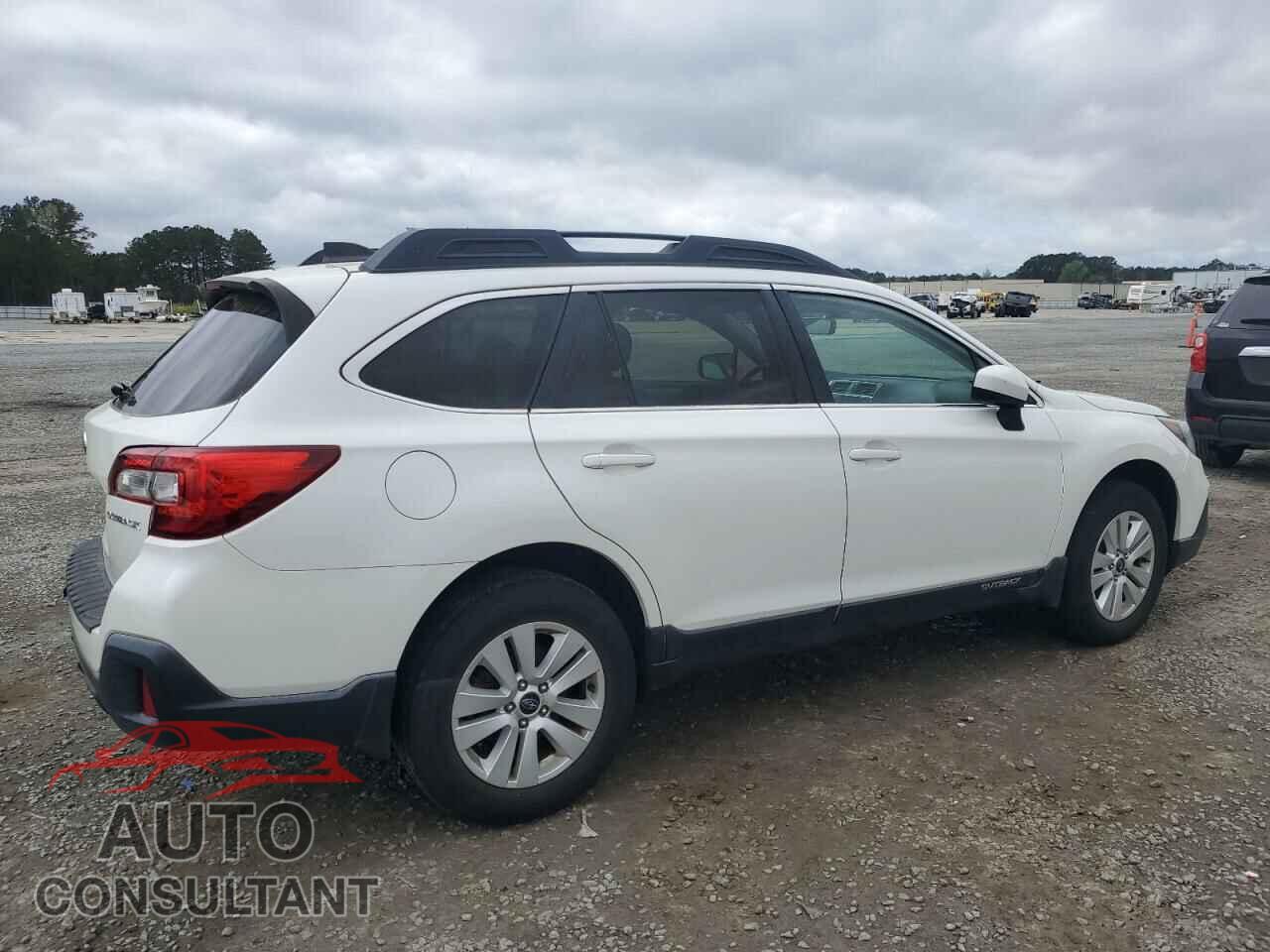 SUBARU OUTBACK 2019 - 4S4BSAFC9K3388093