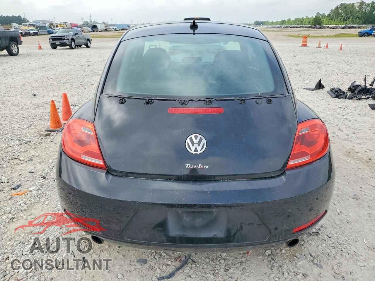 VOLKSWAGEN BEETLE 2012 - 3VWVA7AT2CM638401
