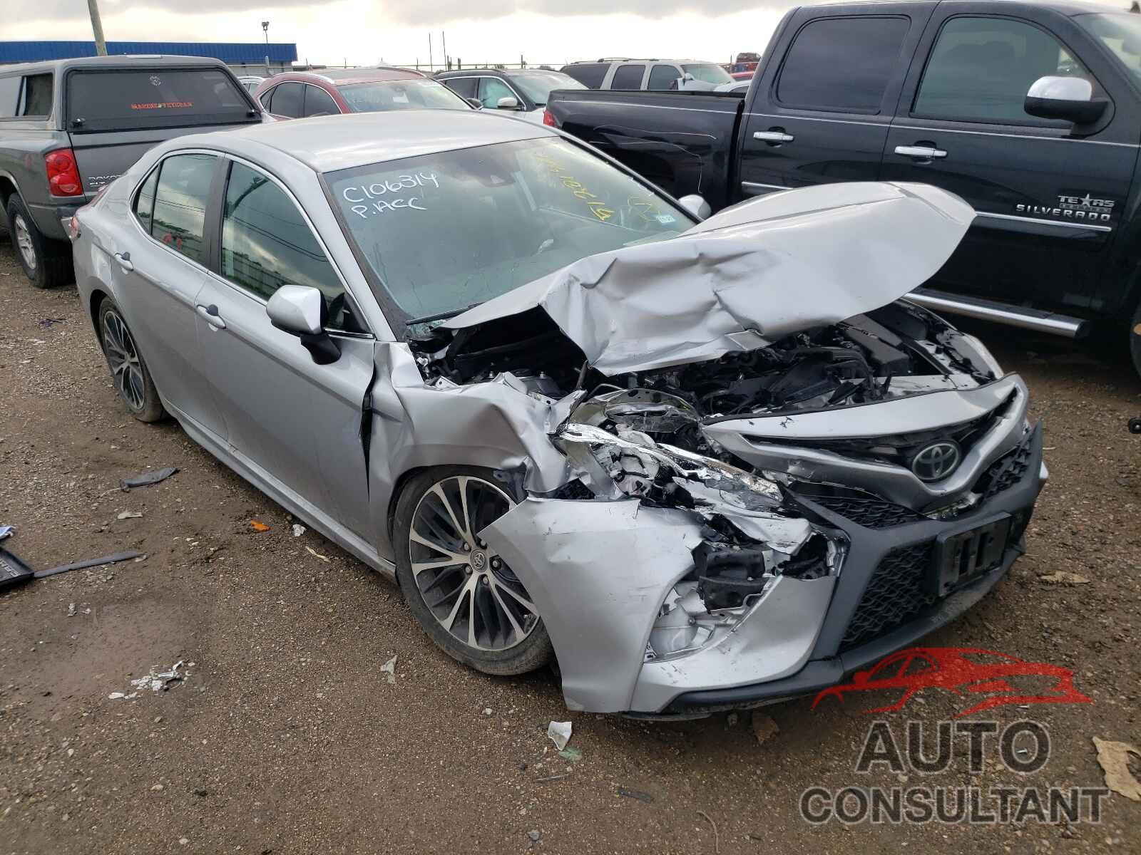 TOYOTA CAMRY 2019 - 4T1B11HKXKU757657