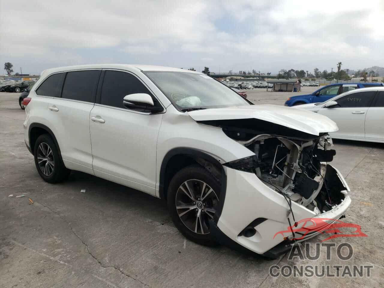 TOYOTA HIGHLANDER 2017 - 5TDZARFH8HS032340