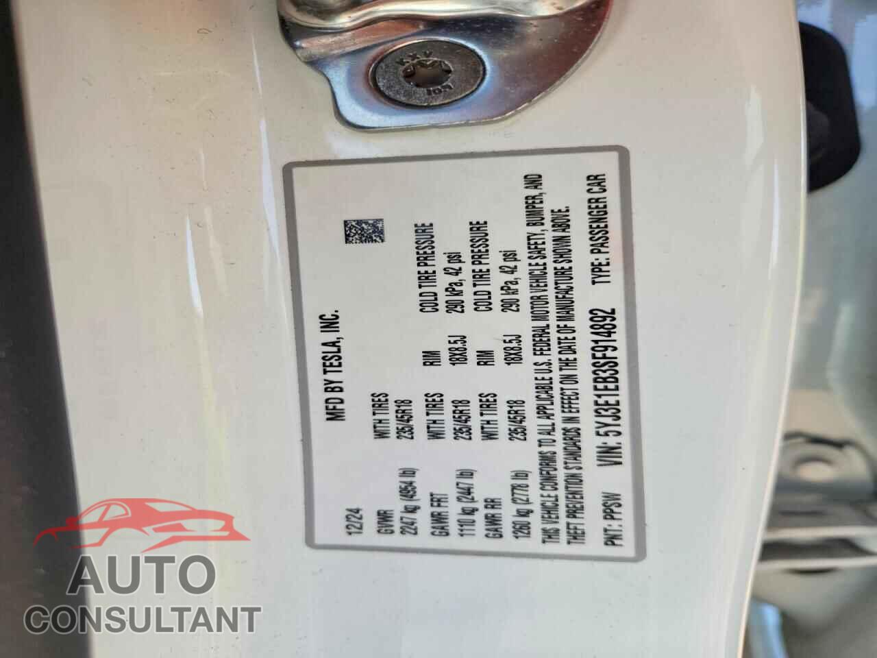 TESLA MODEL 3 2025 - 5YJ3E1EB3SF914892