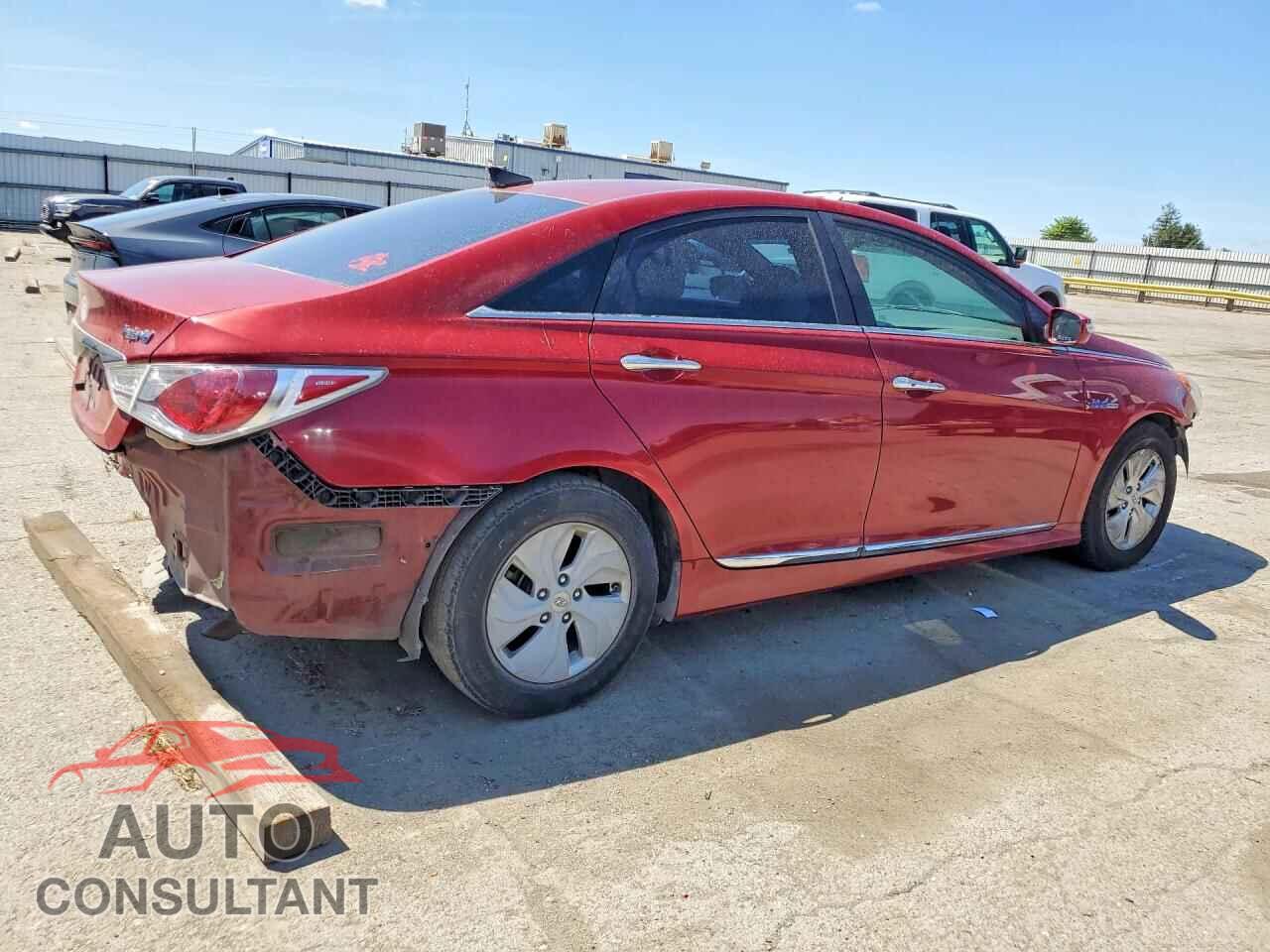 HYUNDAI SONATA 2013 - KMHEC4A45DA065346