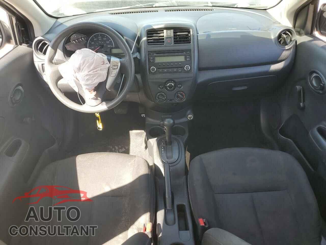 NISSAN VERSA 2017 - 3N1CN7AP7HL898939