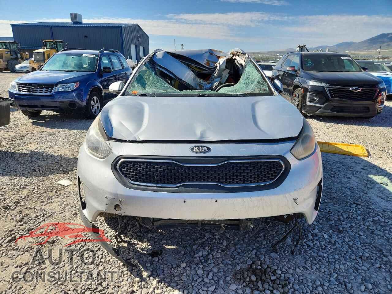KIA NIRO 2017 - KNDCC3LC7H5101871