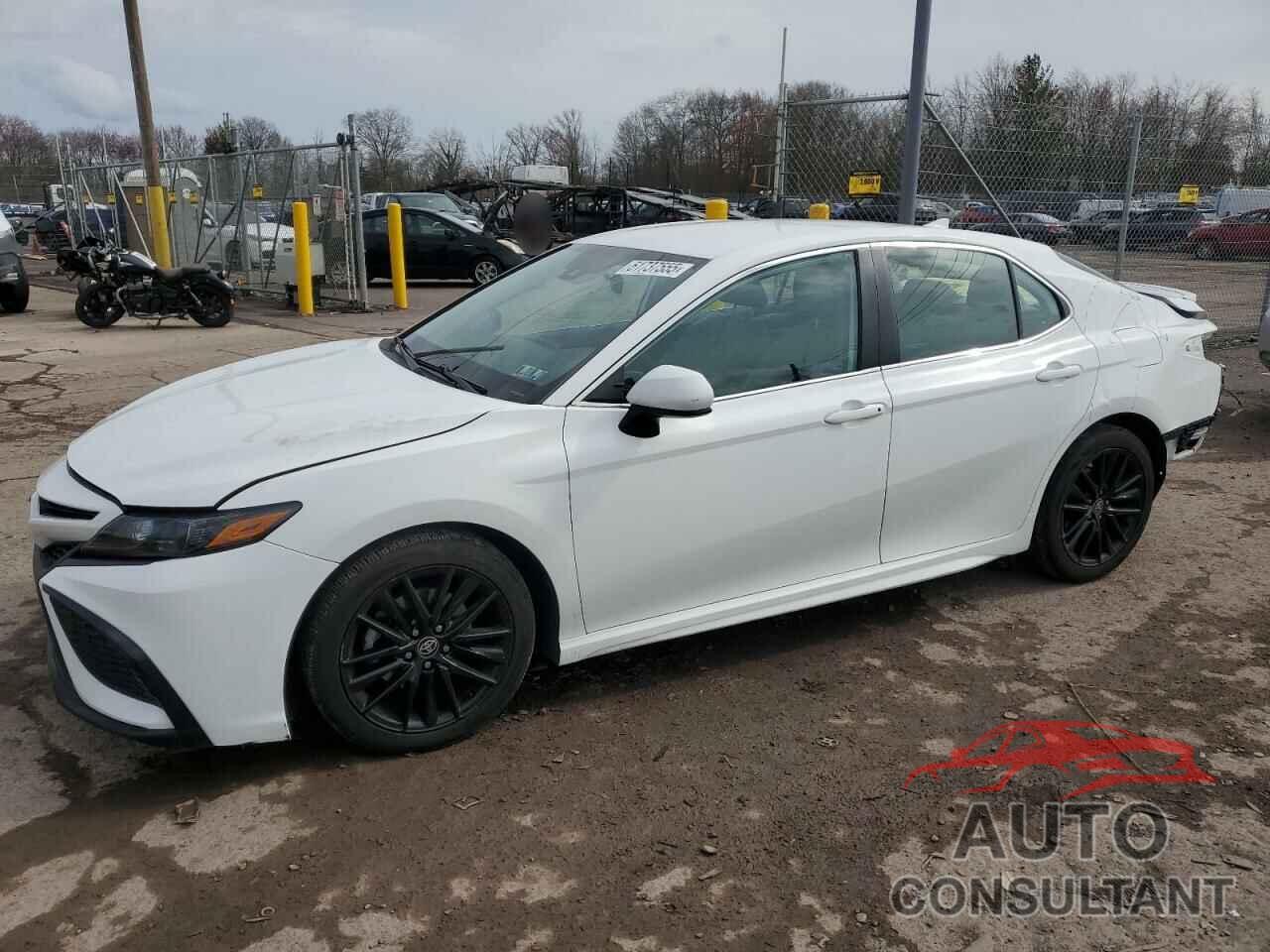 TOYOTA CAMRY 2021 - 4T1G11AK5MU412927