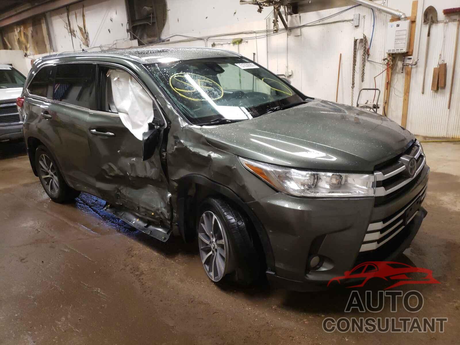 TOYOTA HIGHLANDER 2017 - 5TDJZRFH0HS394975