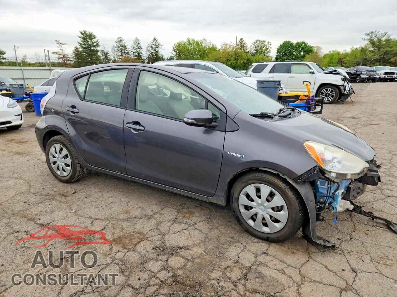TOYOTA PRIUS 2013 - JTDKDTB32D1557109