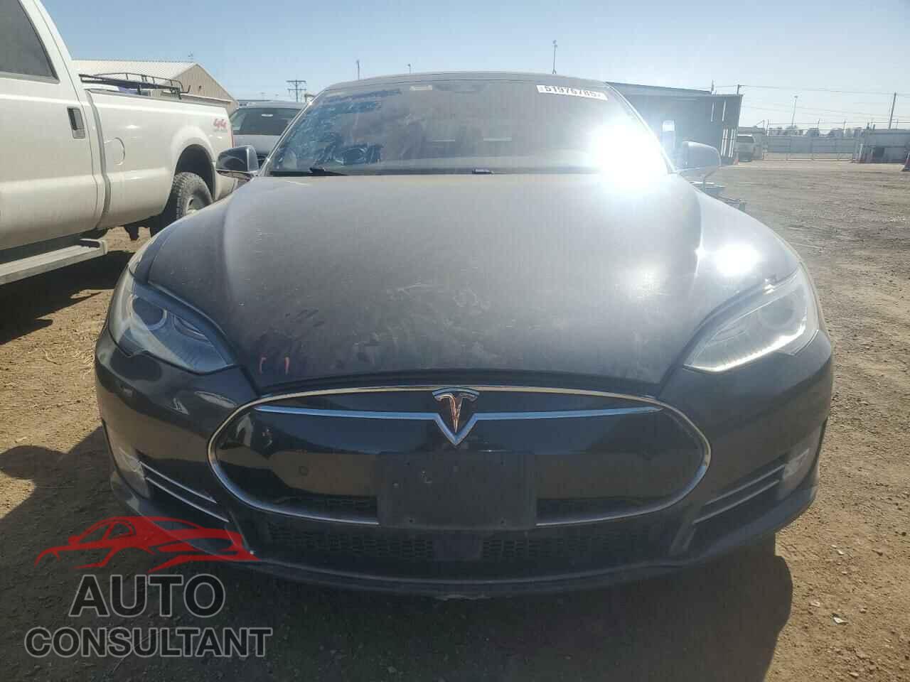 TESLA MODEL S 2015 - 5YJSA1S26FF095359