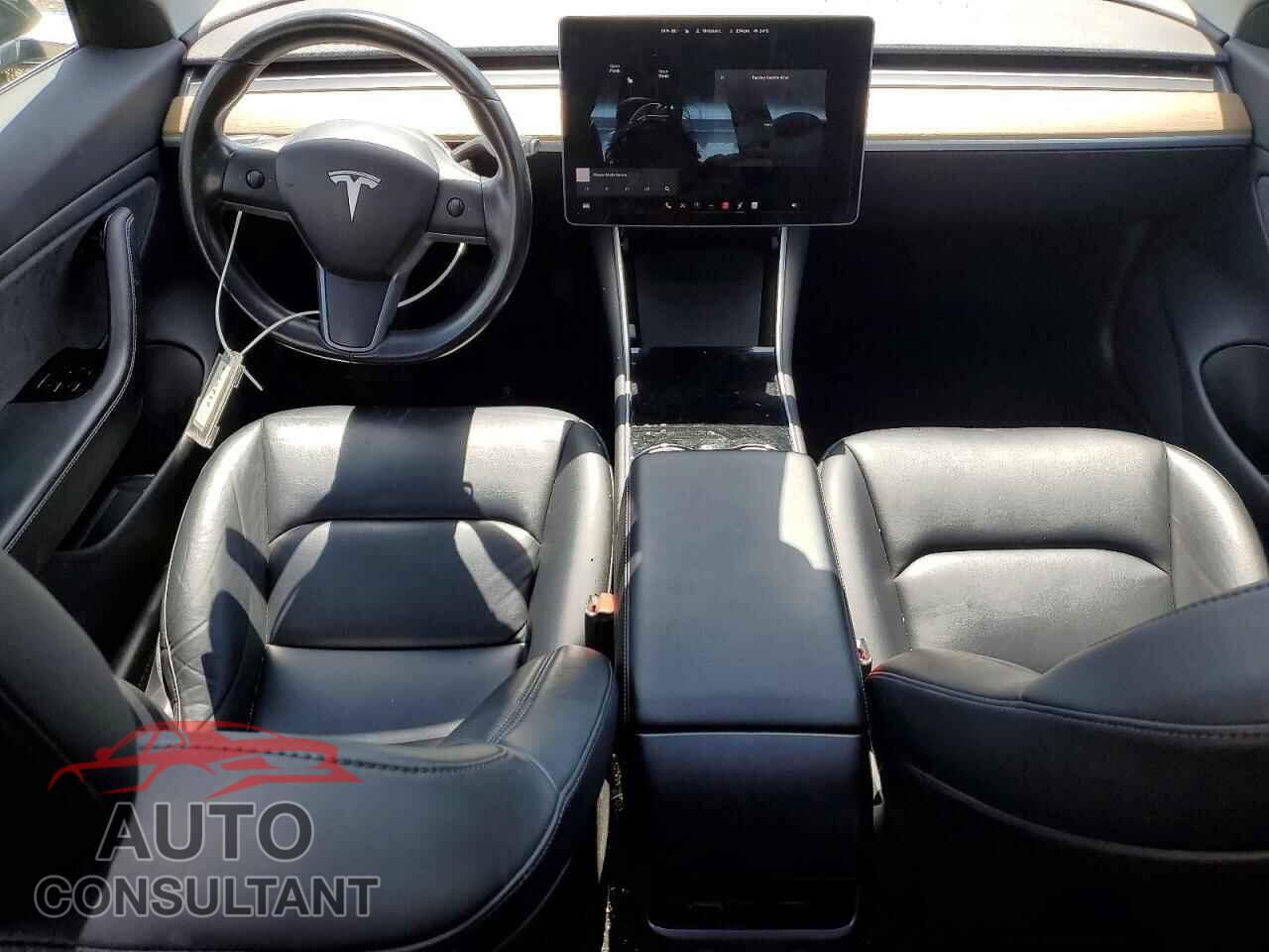 TESLA MODEL 3 2019 - 5YJ3E1EB9KF384542