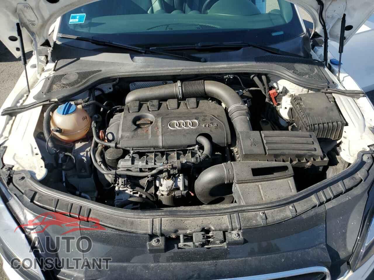 AUDI TT 2011 - TRUBFAFK5B1015411