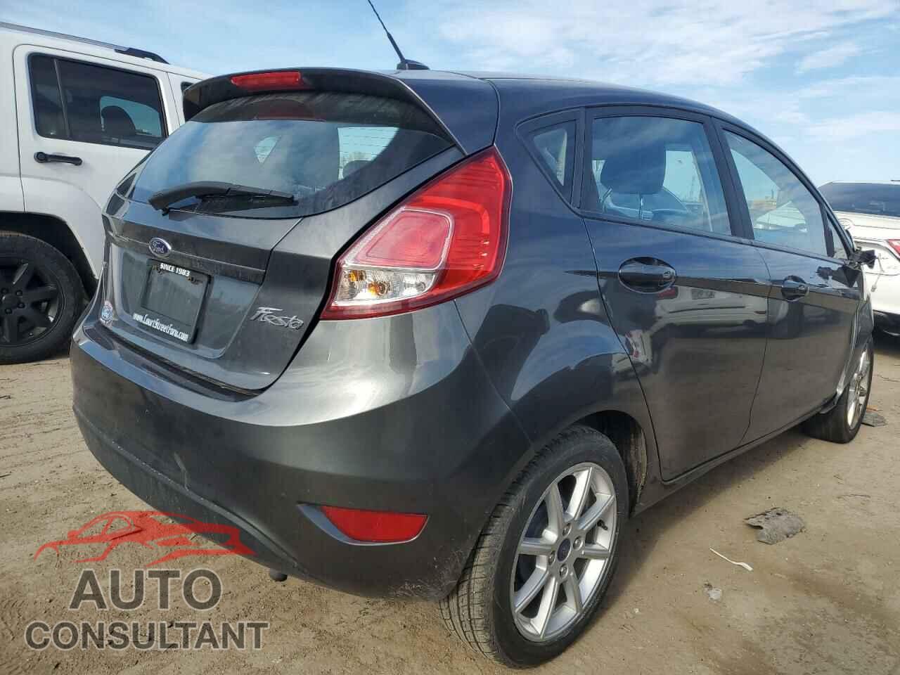 FORD FIESTA 2017 - 3FADP4EJ9HM102174