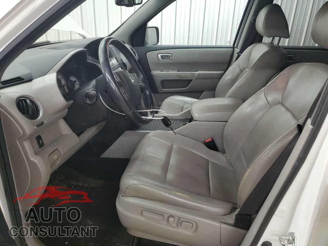 HONDA PILOT 2014 - 5FNYF3H57EB008172