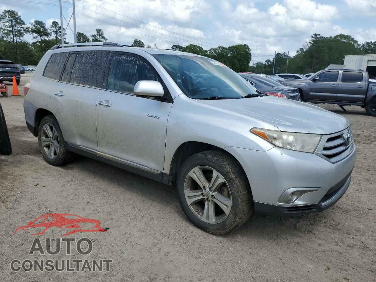 TOYOTA HIGHLANDER 2013 - 5TDYK3EH2DS134251