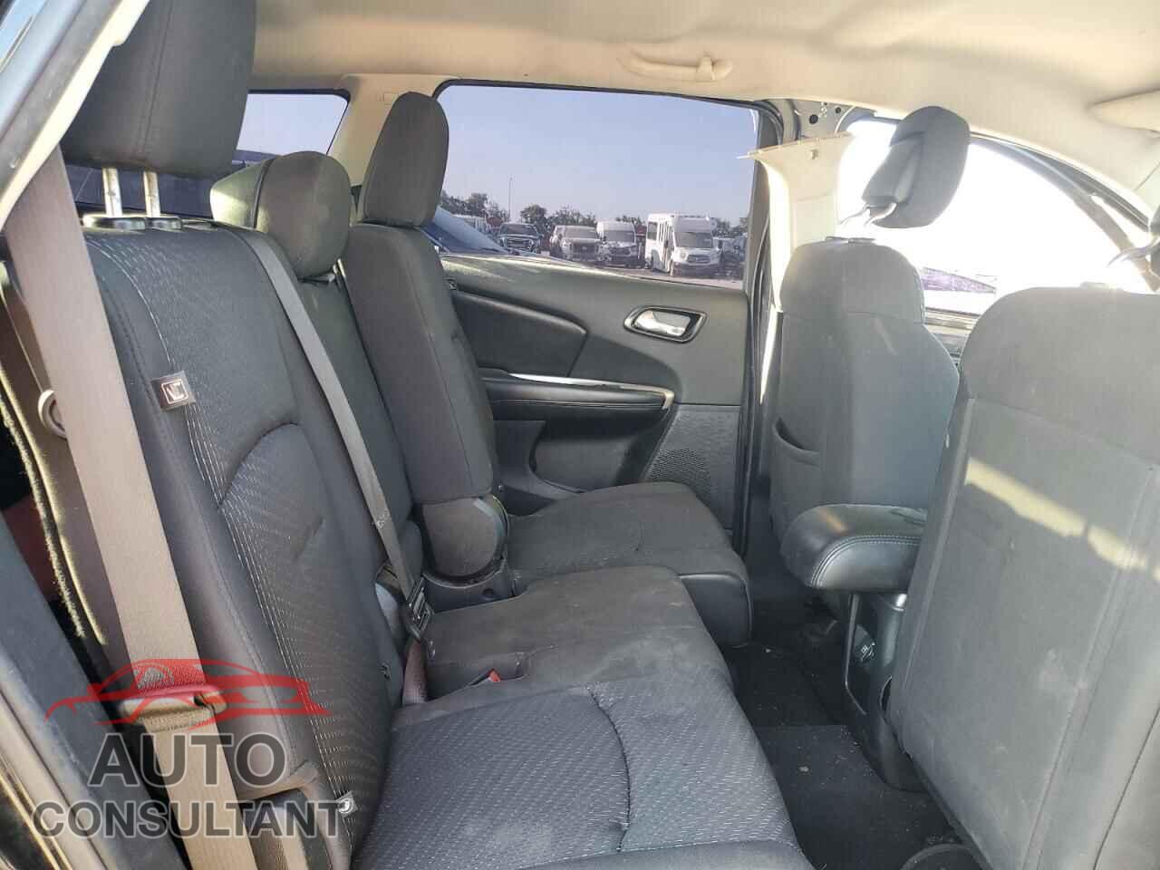 DODGE JOURNEY 2018 - 3C4PDCAB9JT529097