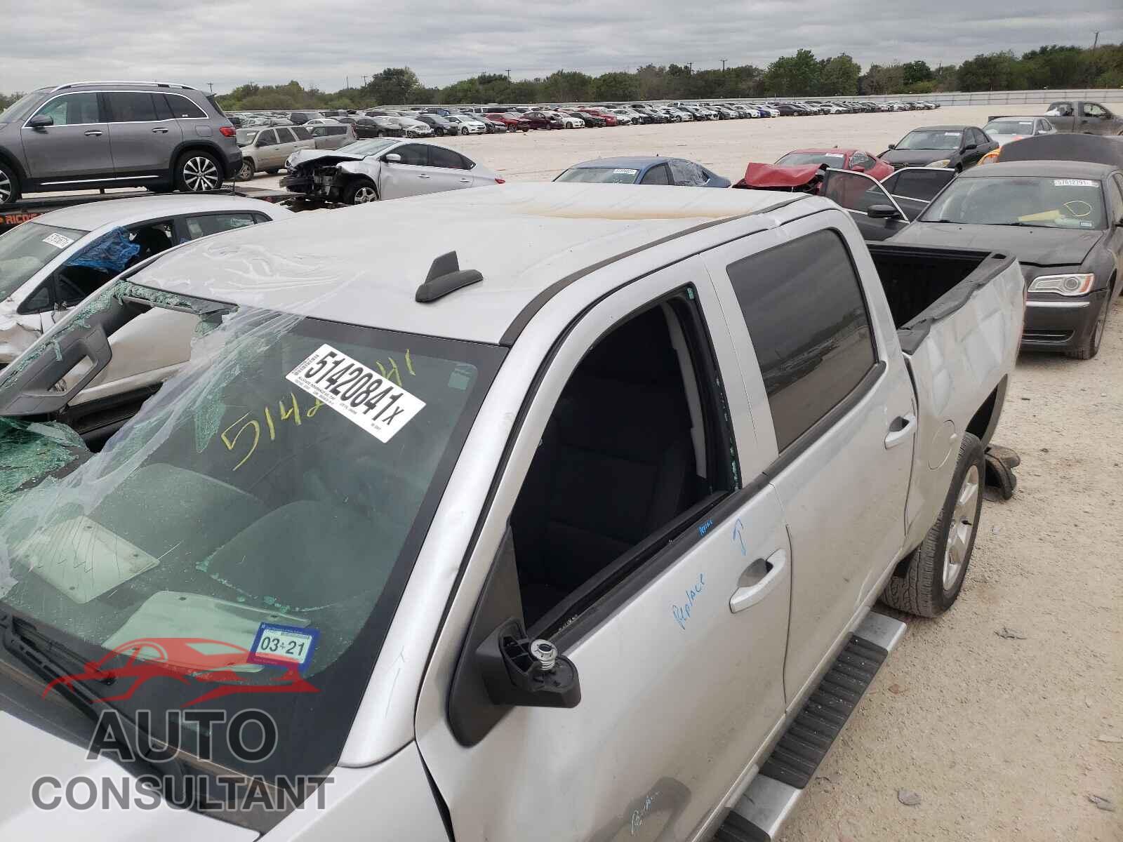CHEVROLET SILVERADO 2018 - 3GCPCREC9JG626477