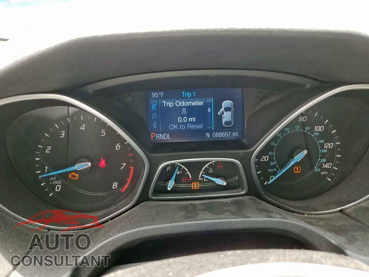 FORD FOCUS 2014 - 1FADP3K22EL389958