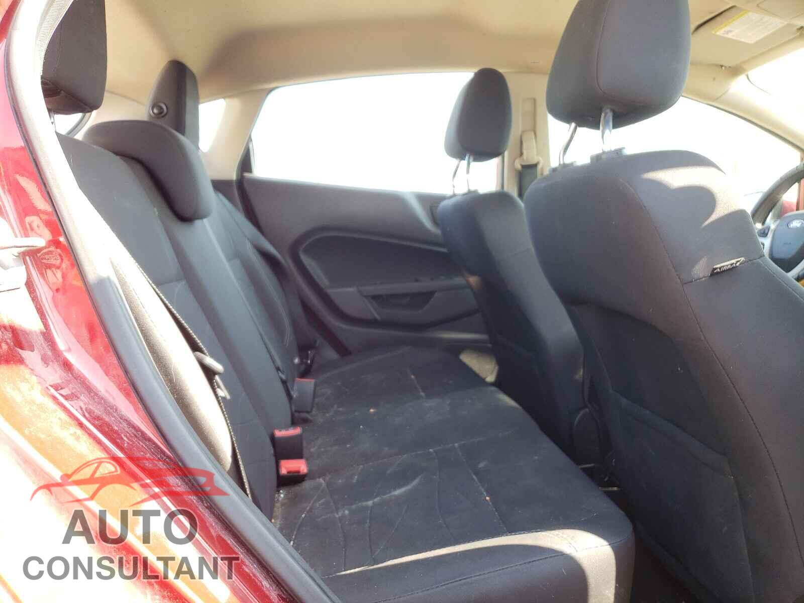 FORD FIESTA 2016 - 3FADP4EJ9GM101007
