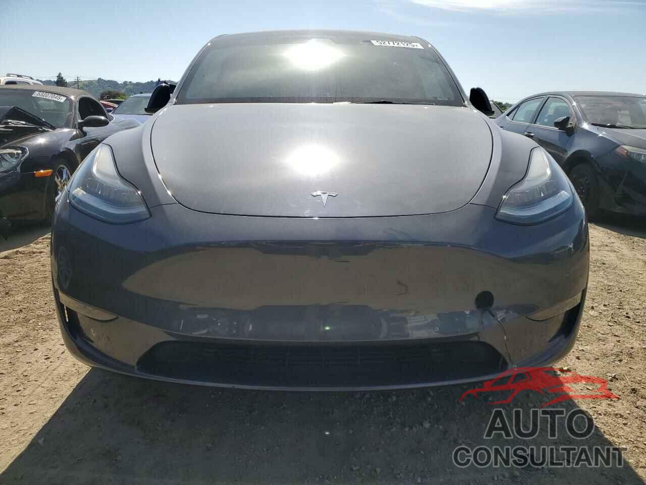 TESLA MODEL Y 2021 - 5YJYGDED6MF110558