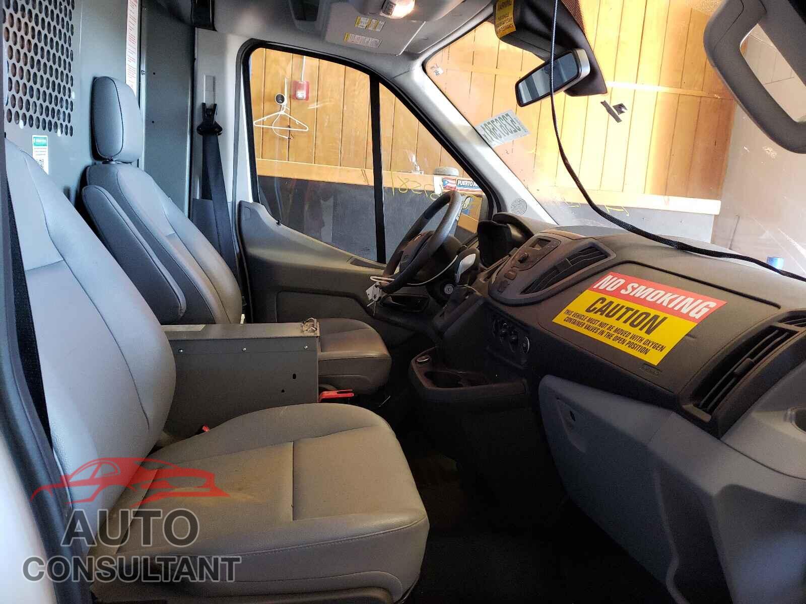 FORD TRANSIT CO 2018 - 1FTBW2CM1JKB30974