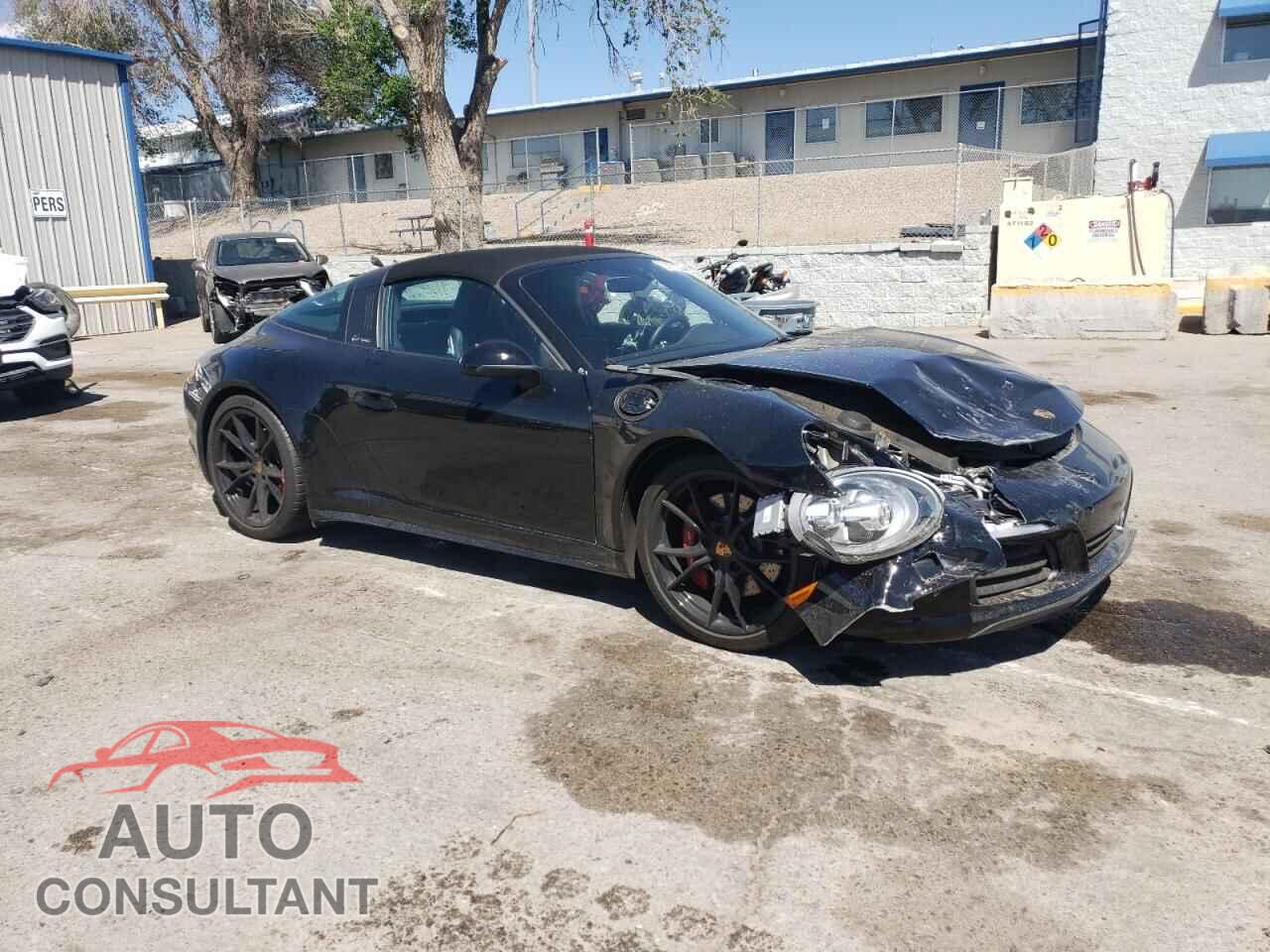 PORSCHE 911 2019 - WP0BB2A98KS126397
