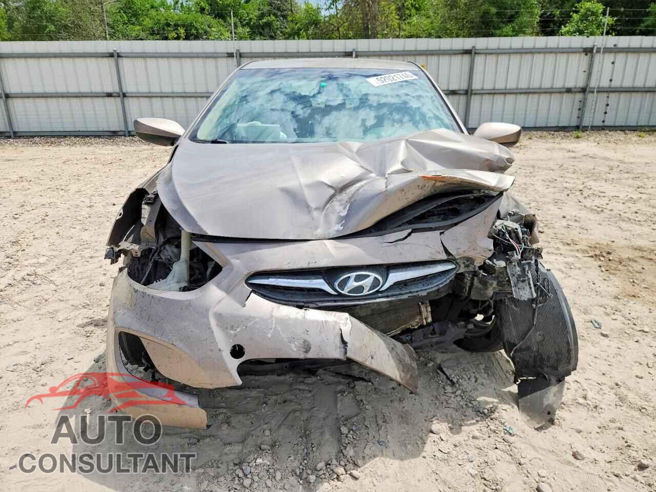 HYUNDAI ACCENT 2013 - KMHCU4AE4DU277652