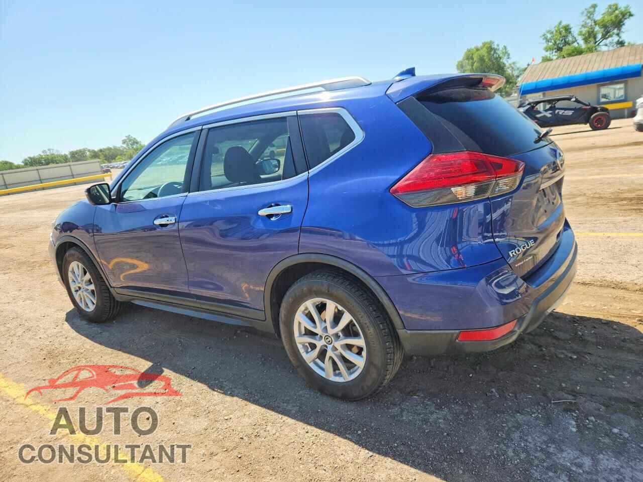 NISSAN ROGUE 2017 - KNMAT2MT3HP540179