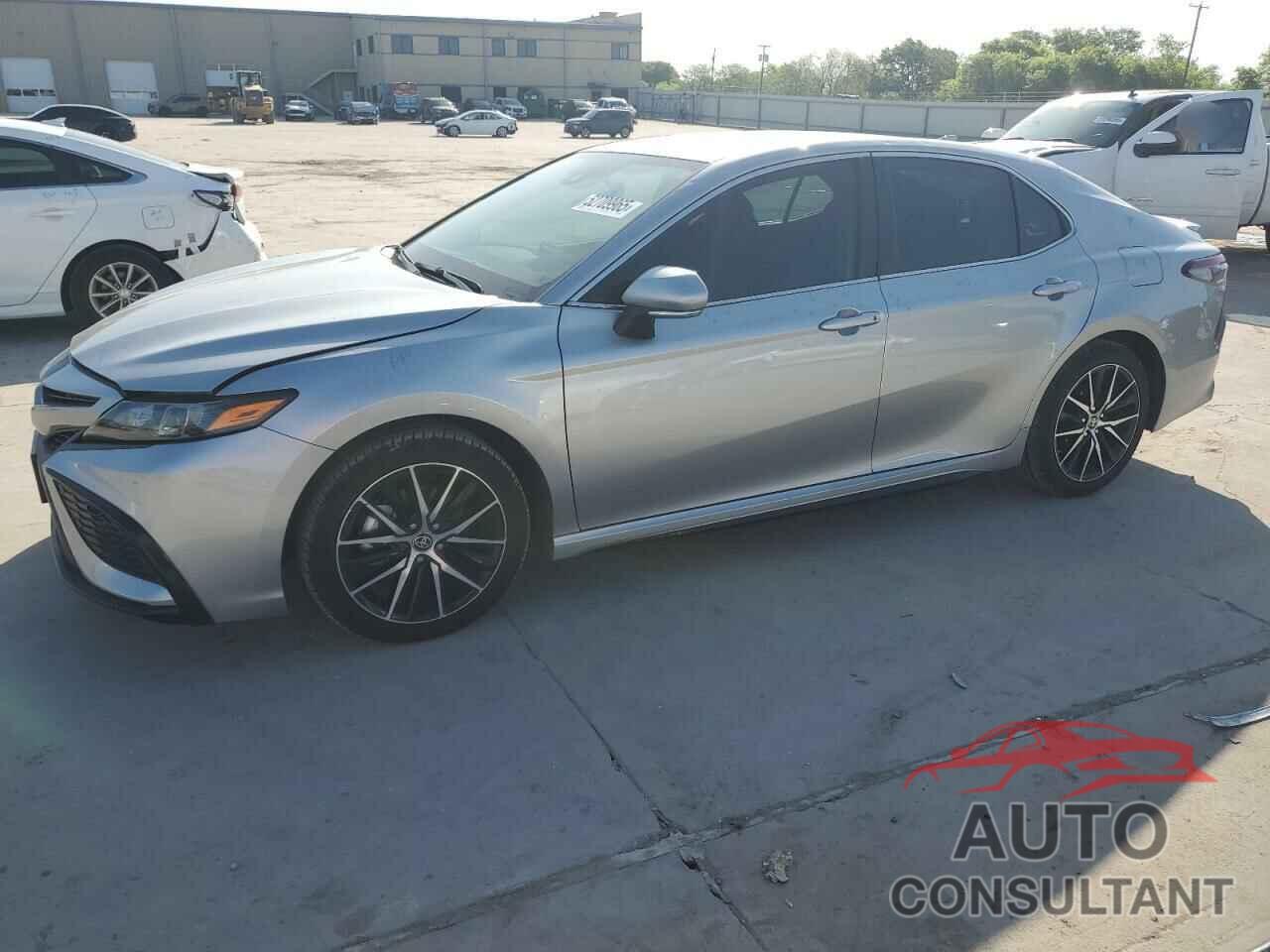 TOYOTA CAMRY 2023 - 4T1G11AK9PU780452