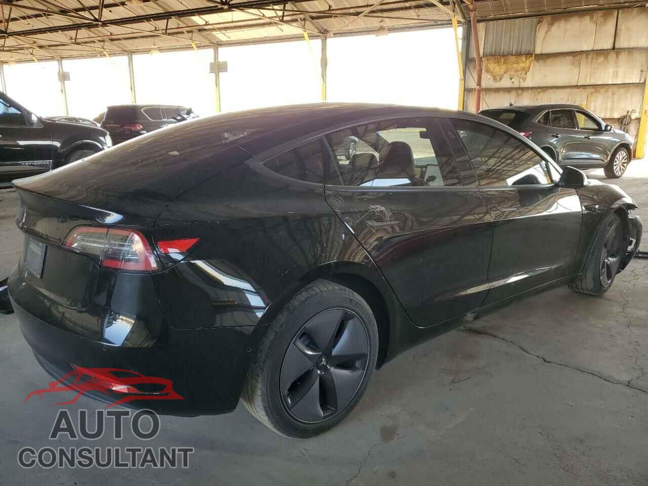TESLA MODEL 3 2019 - 5YJ3E1EA5KF296952