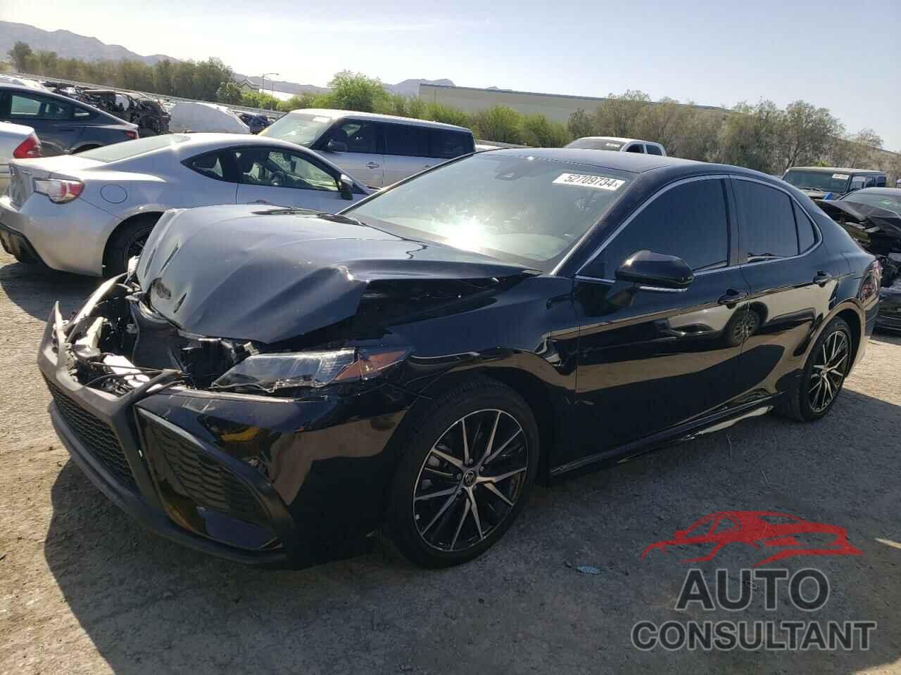 TOYOTA CAMRY 2022 - 4T1G11AKXNU649625
