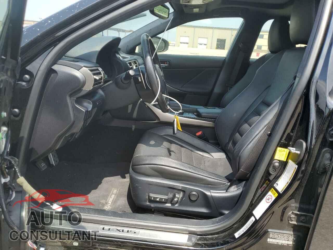 LEXUS IS 2016 - JTHBA1D23G5009729