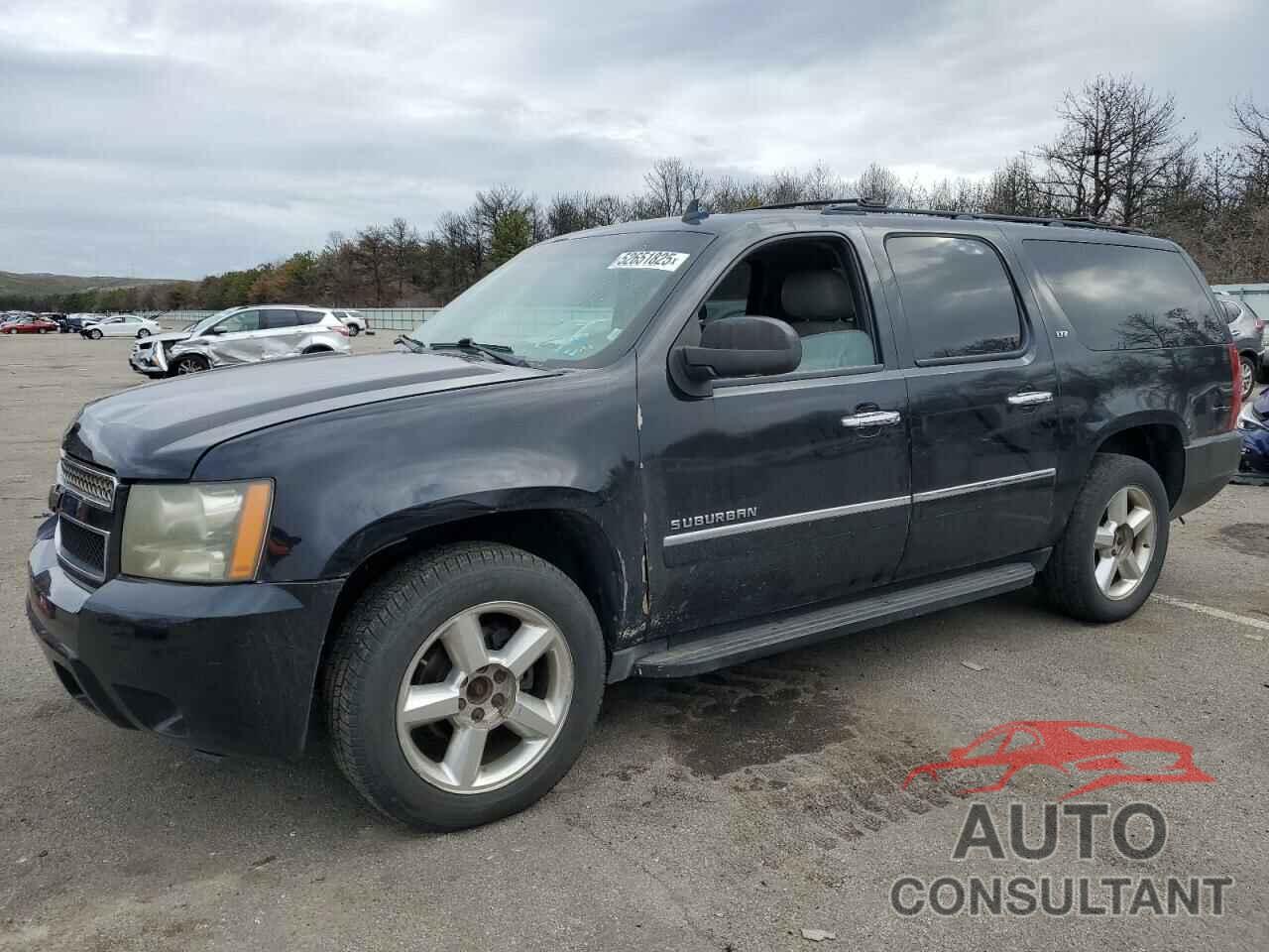 CHEVROLET SUBURBAN 2011 - 1GNSKKE31BR100812