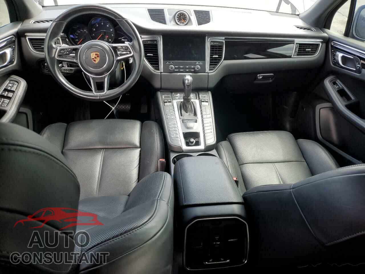 PORSCHE MACAN 2018 - WP1AA2A59JLB15055