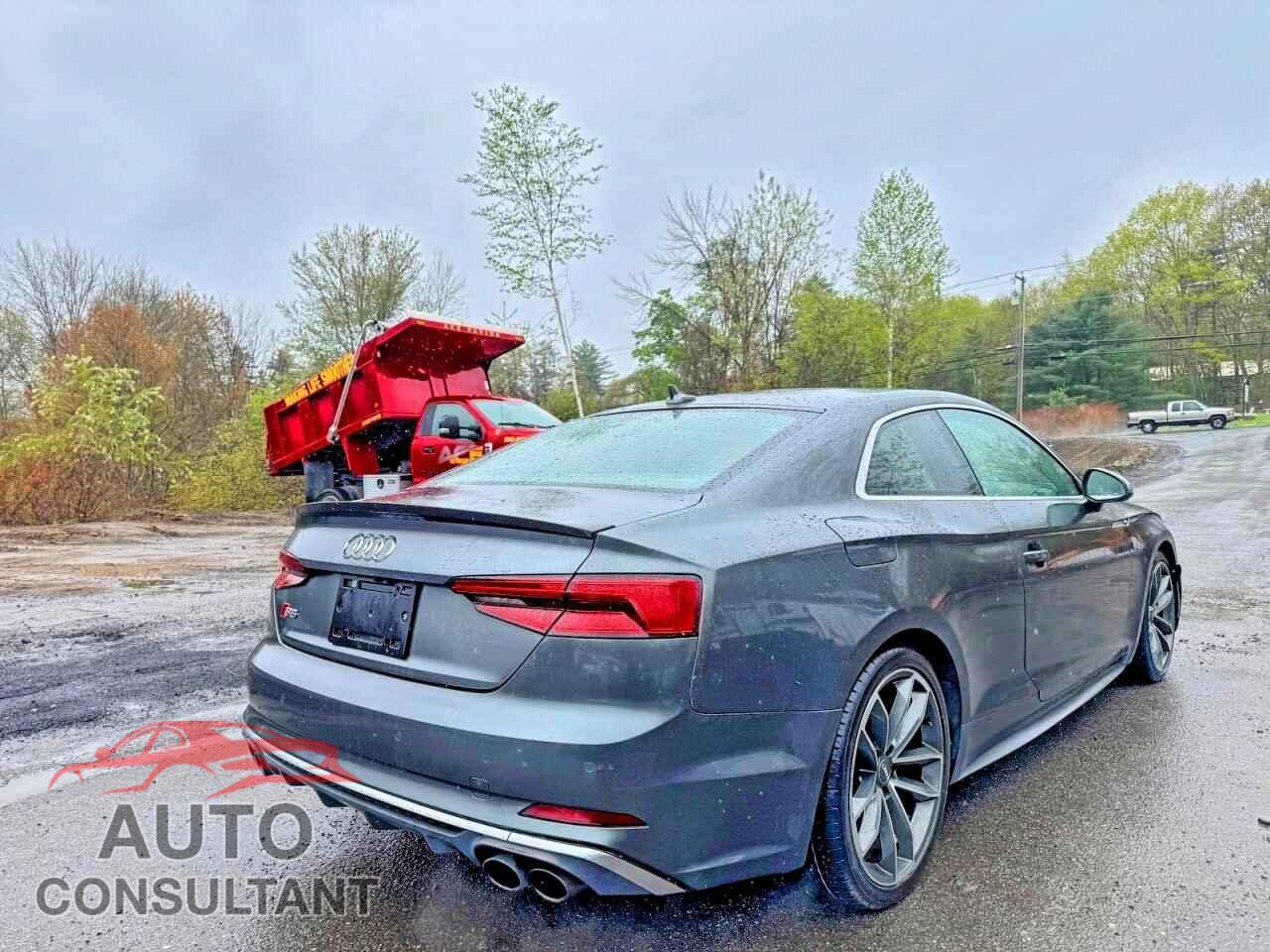 AUDI S5/RS5 2018 - WAUR4AF5XJA010435