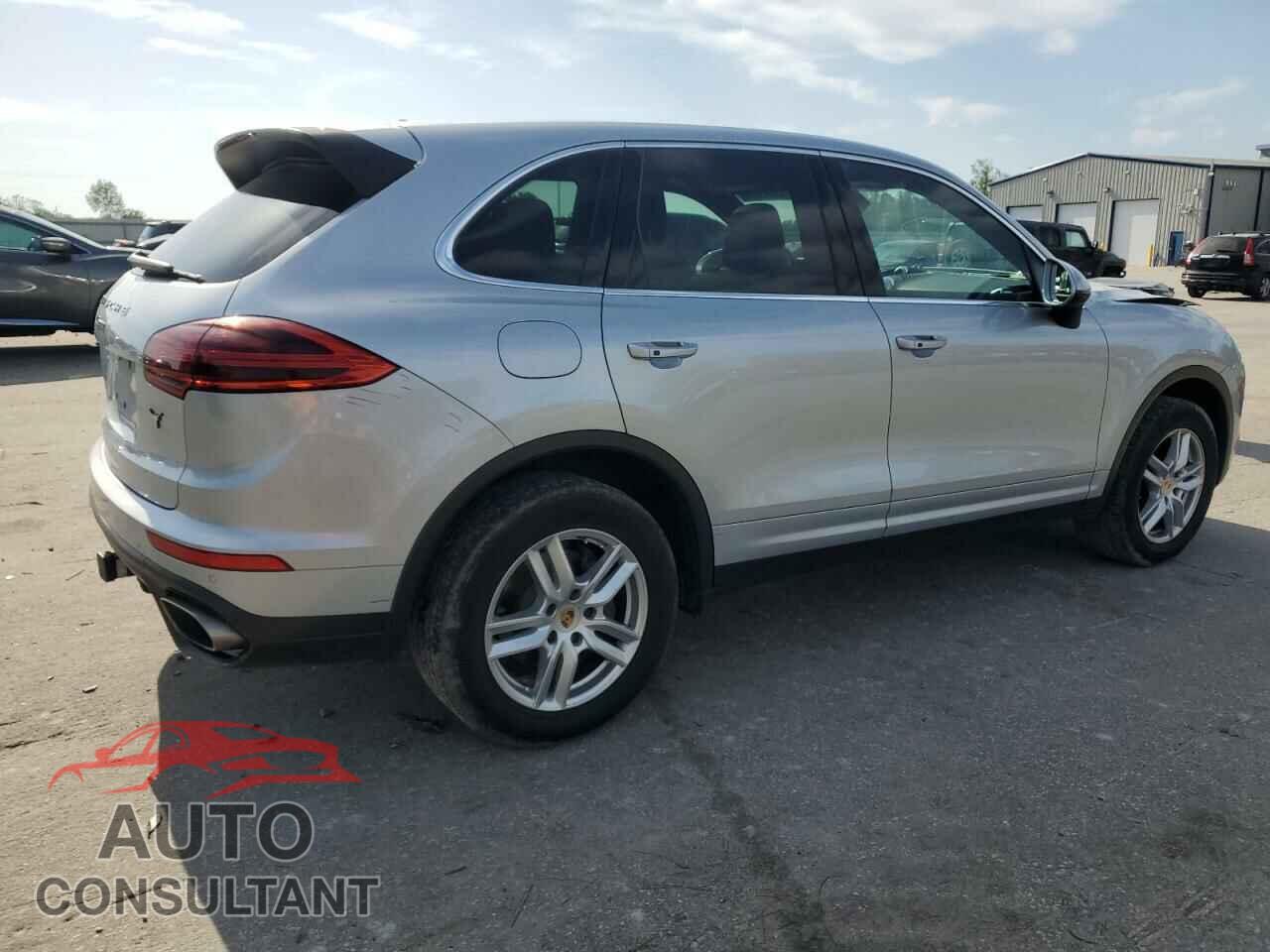 PORSCHE CAYENNE 2016 - WP1AA2A21GKA37665