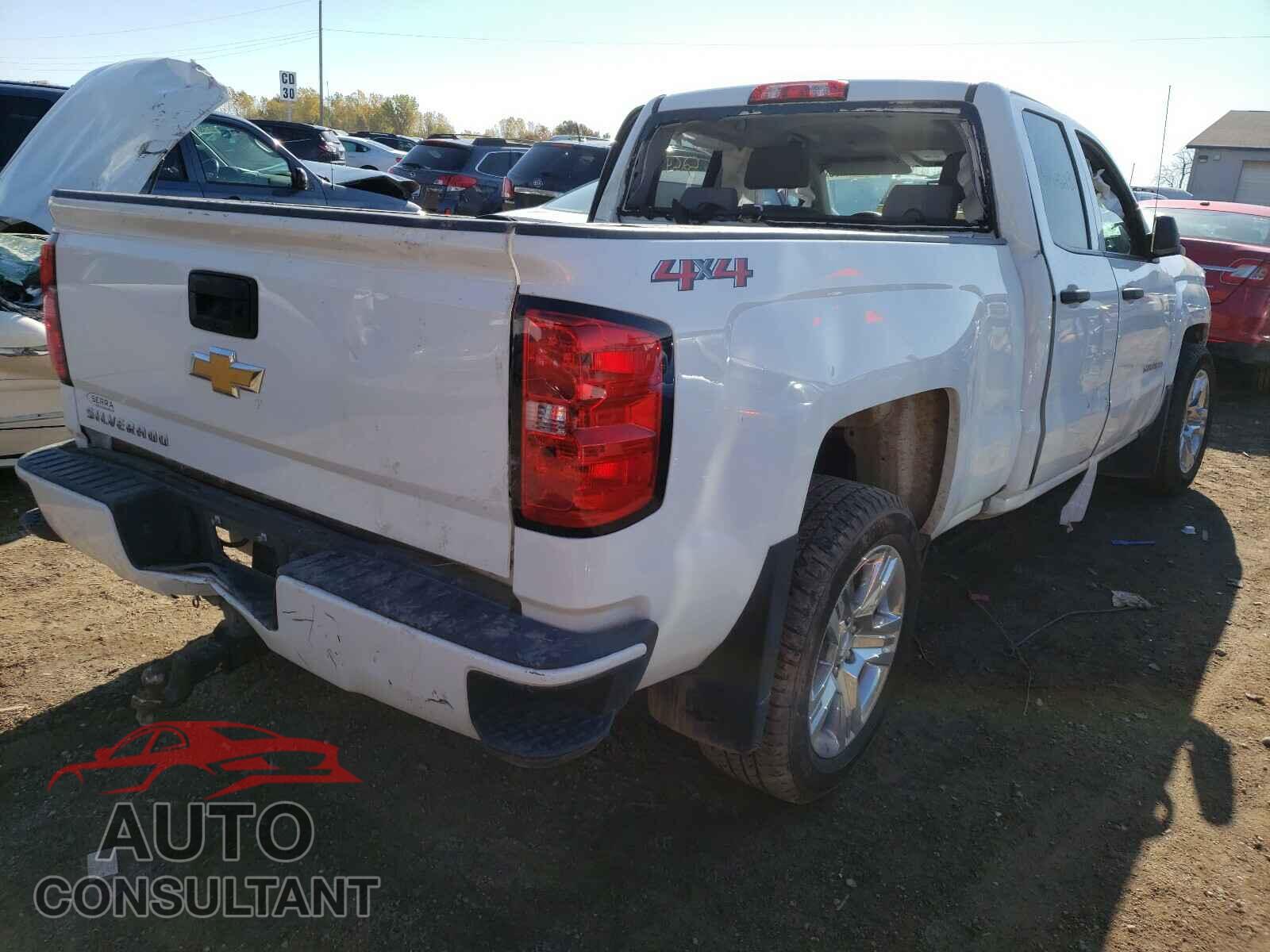 CHEVROLET SILVERADO 2018 - 1GCVKPEC6JZ268642