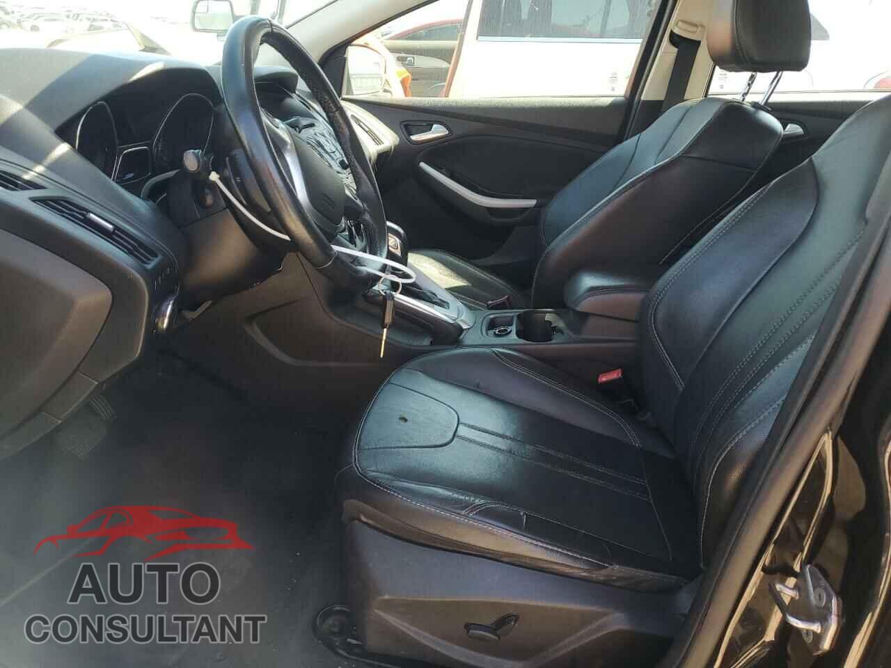 FORD FOCUS 2013 - 1FADP3F25DL291242
