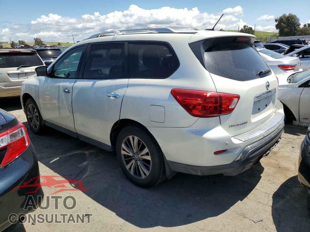 NISSAN PATHFINDER 2017 - 5N1DR2MN0HC620121