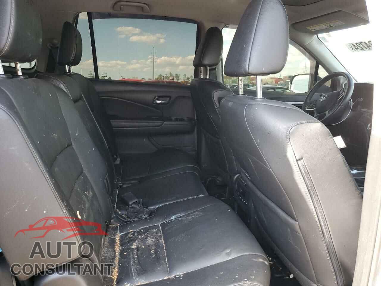 HONDA PILOT 2021 - 5FNYF6H25MB099190