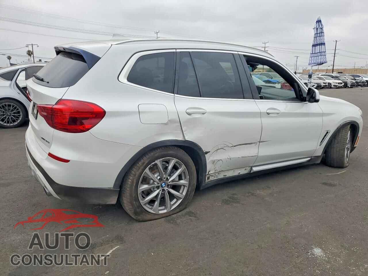 BMW X3 2019 - 5UXTR7C55KLE96371