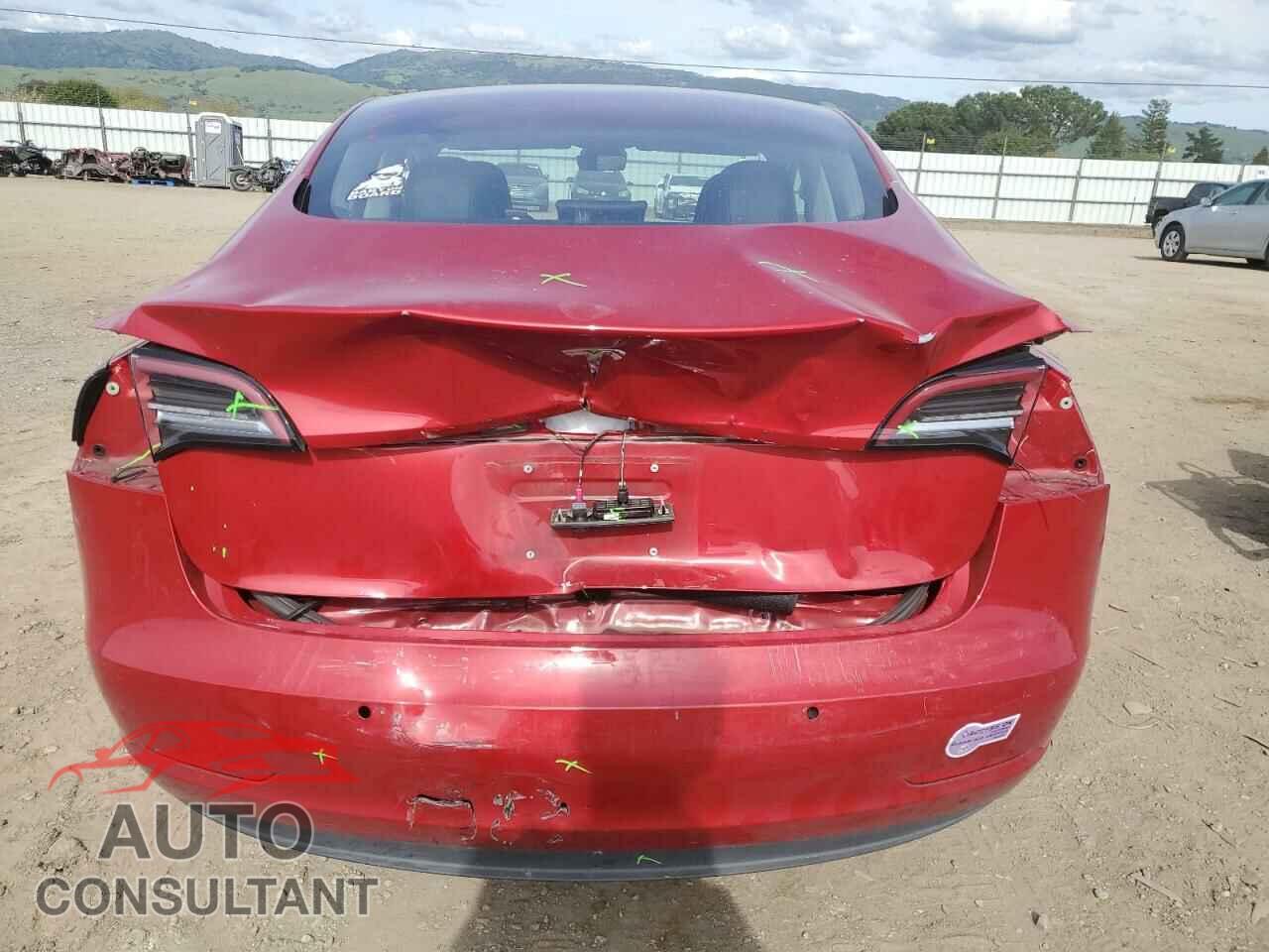 TESLA MODEL 3 2018 - 5YJ3E1EA9JF020305