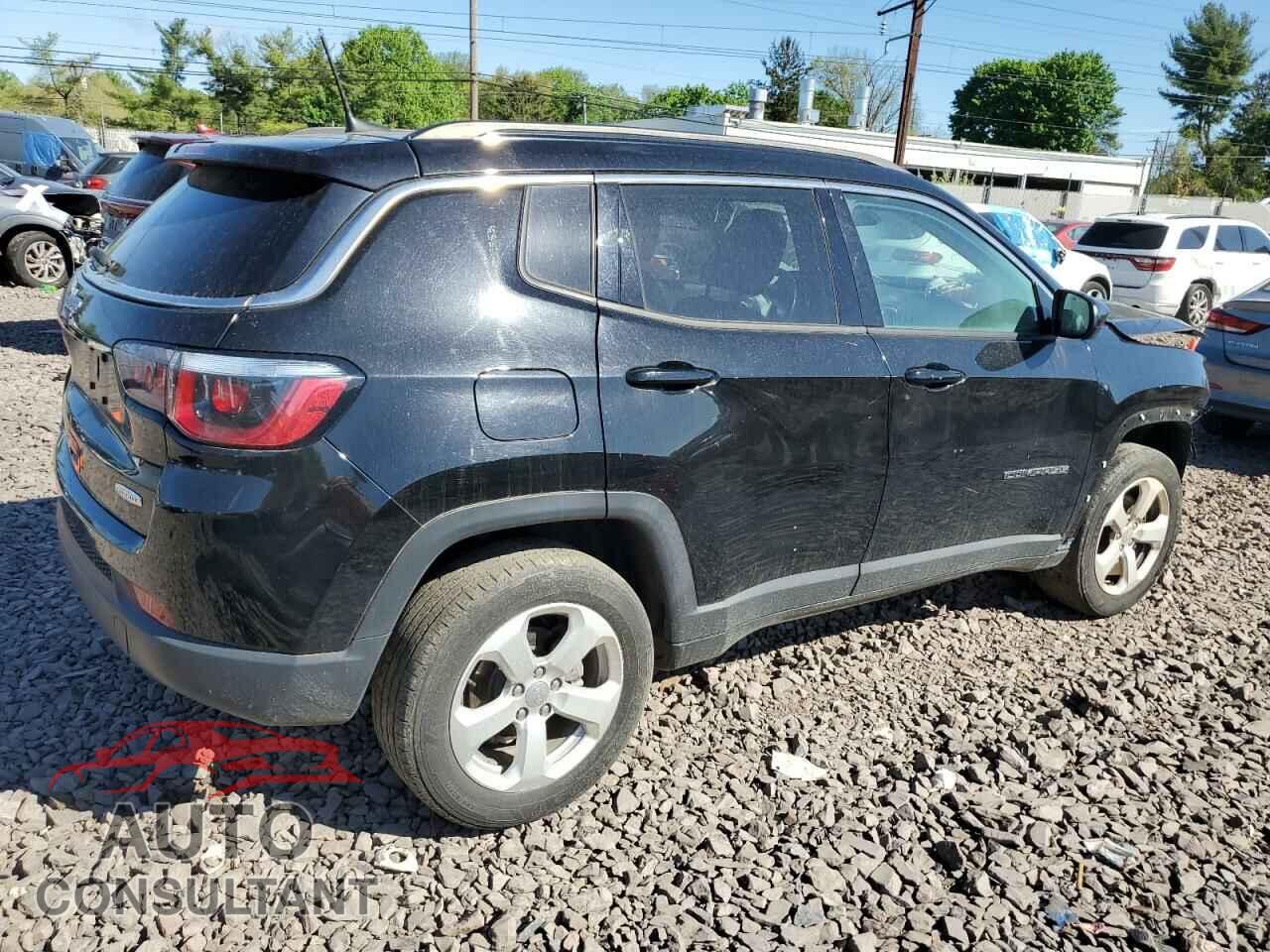 JEEP COMPASS 2018 - 3C4NJDBB9JT114799