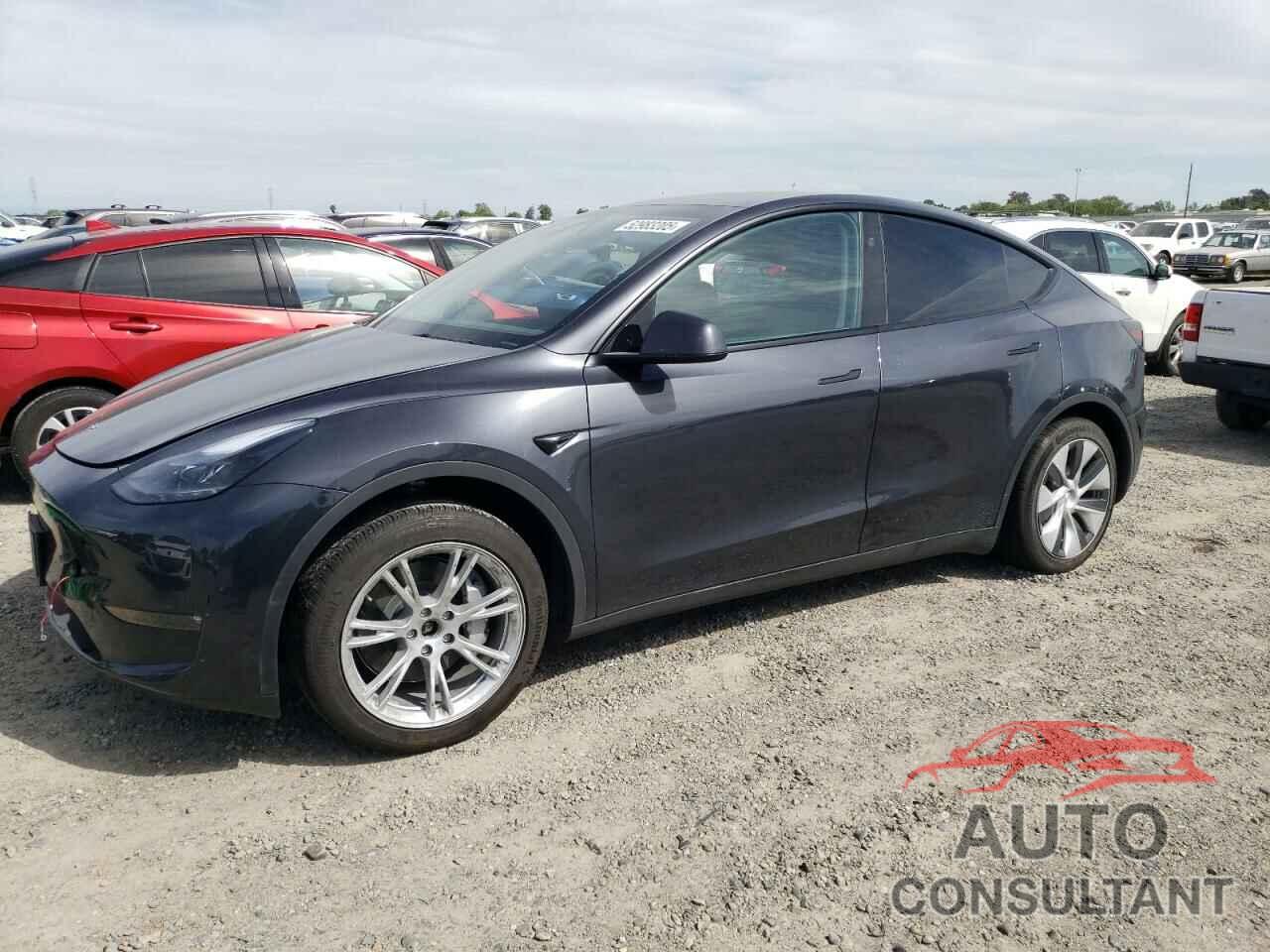 TESLA MODEL Y 2024 - 7SAYGDEE6RF009474