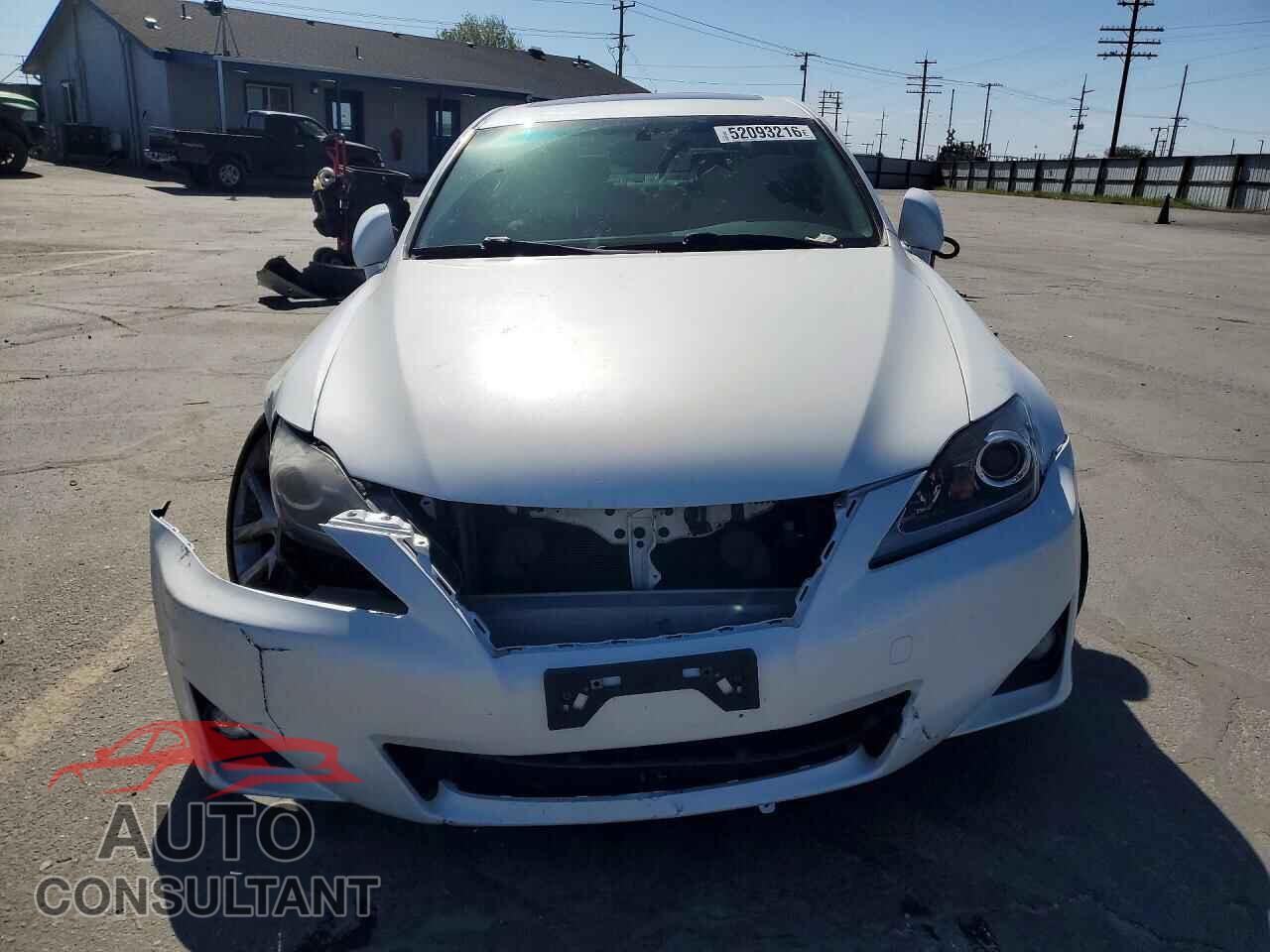 LEXUS IS 2011 - JTHCF5C20B5051072