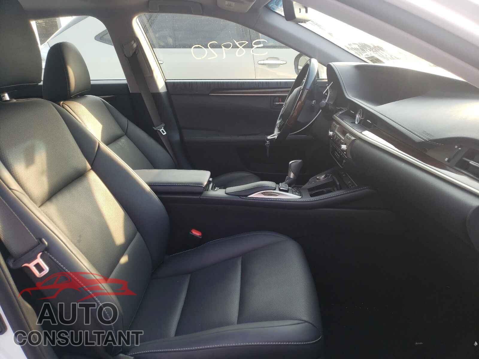LEXUS ES350 2016 - JTHBK1GG7G2244821