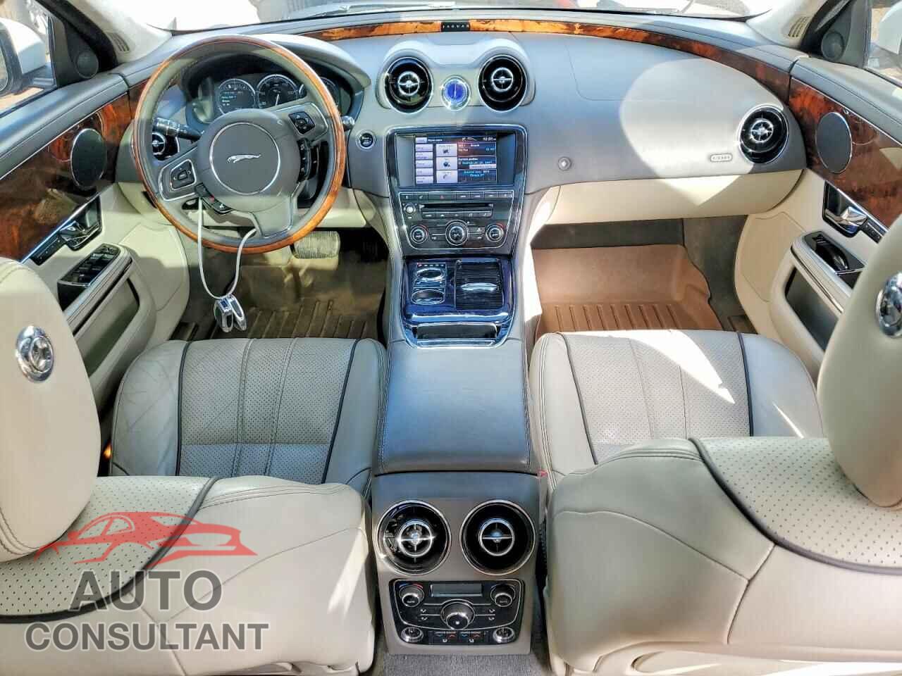 JAGUAR XJ 2012 - SAJWA2GB5CLV36957
