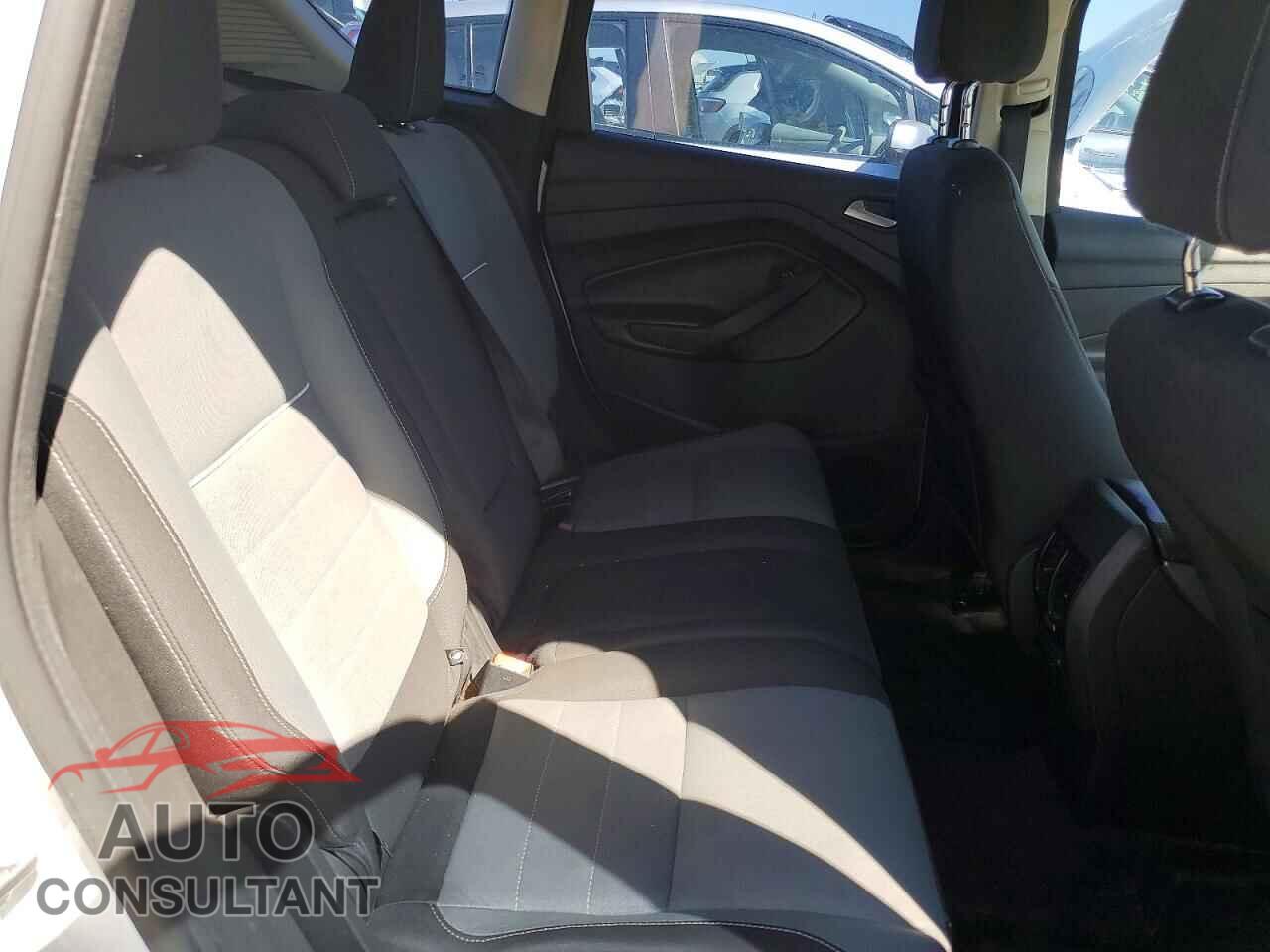 FORD CMAX 2013 - 1FADP5AU7DL556683