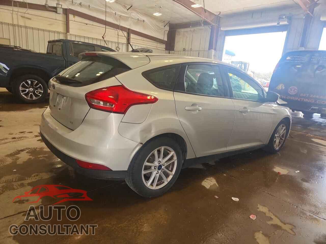 FORD FOCUS 2017 - 1FADP3K23HL279215
