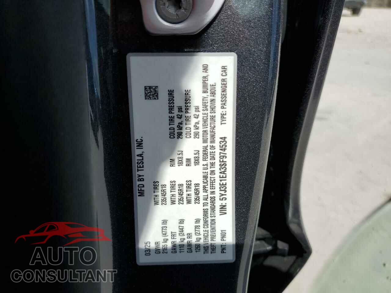TESLA MODEL 3 2025 - 5YJ3E1EA3SF974534